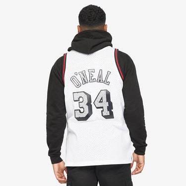 Los Angeles Lakers Shaquille O'Neal 1996 Cracked Cement Swingman Jersey - Fabric and Crest Detail - Jersey Zone