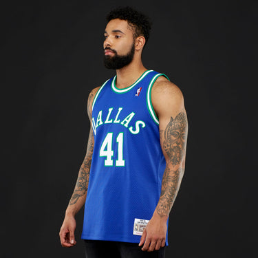 Dallas Mavericks Dirk Nowitzki Swingman Jersey - Back View - Jersey Zone