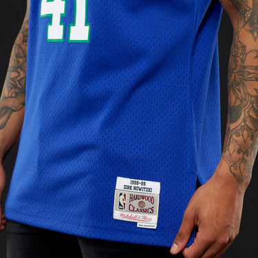 Dallas Mavericks Dirk Nowitzki Swingman Jersey - View 6 - Jersey Zone