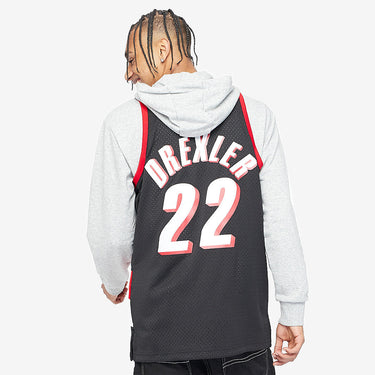 Portland Trail Blazers Clyde Drexler 91-92 Swingmam Jersey - Fabric and Crest Detail - Jersey Zone