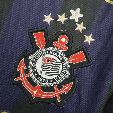 Corinthians Retro Away 2009 Fan Shirt - Fabric and Crest Detail - Jersey Zone